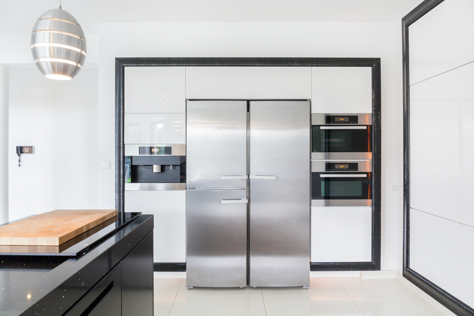 Najnovejši hladilniki modernih dizajnov